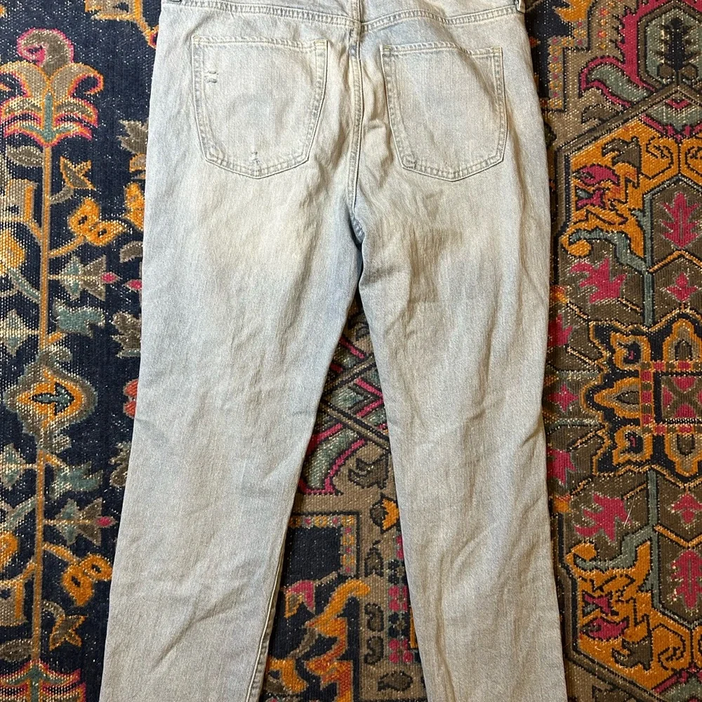 Gap Universal Slim Boyfriend Distressed Jean - Picture 2 of 3